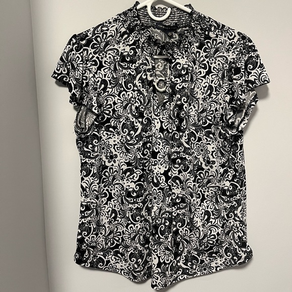 Adrienne Vittadini women’s short sleeve Blouse - Picture 1 of 5